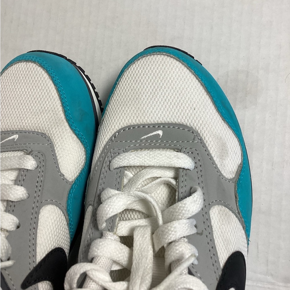 Nike Air Teal and White Sneakers Women sz 6.5 - Picture 5 of 14